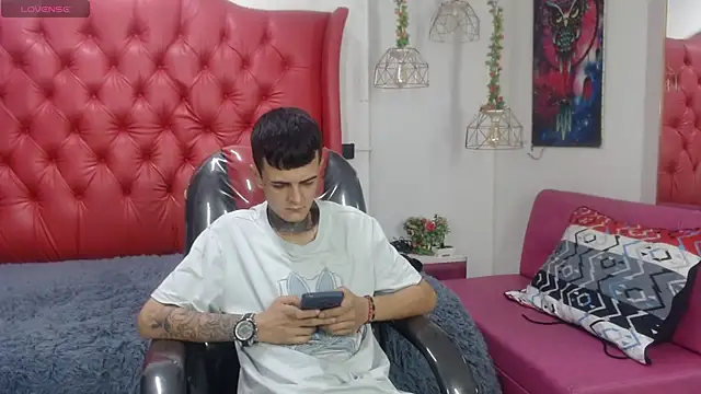 benjamin anthony online show from April 16, 3:51 am