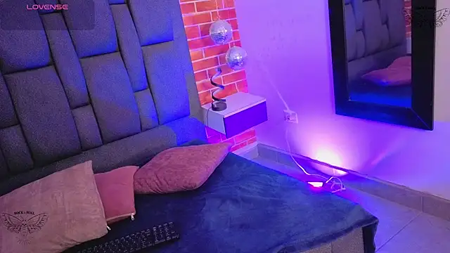 kiitydoll online show from February 18, 7:32 pm