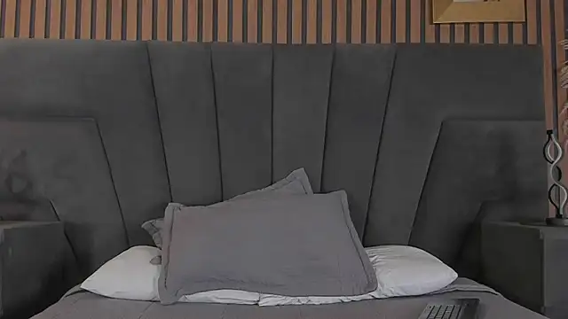 MarcoAndAllice online show from April 19, 4:01 am