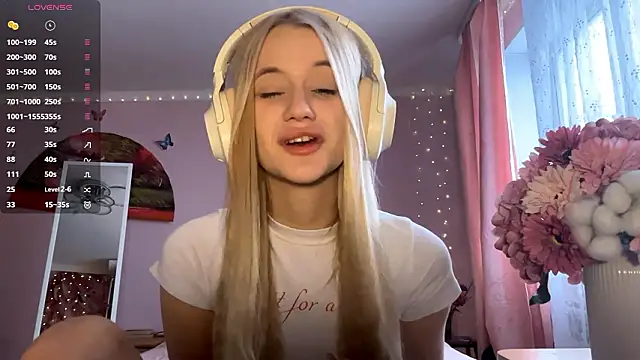 MelissaZaria online show from February 13, 7:26 am