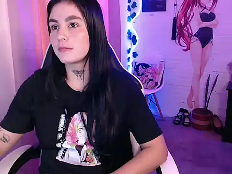 JanineRae online show from February 20, 6:30 pm