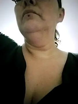  Saraqueen online show from March 19, 2:59 am