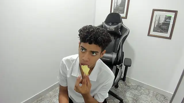 alexx cum18 online show from July 9, 12:53 pm