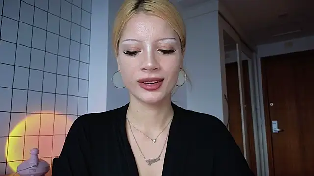 qualitybab online show from February 16, 8:05 pm