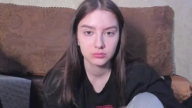 love lina muuur online show from March 5, 7:43 pm