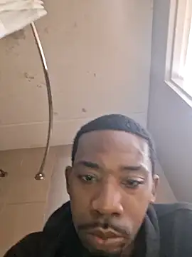 stressrliver88 online show from April 21, 3:28 pm