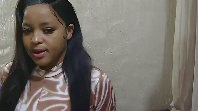 YumPeaches online show from March 9, 5:17 pm