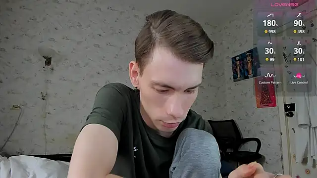 Snapshot of Erick_Wilson chatting on May 24, 9:47 am Erick Wilson online show from May 24, 9:47 am