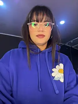 Mia noiir online show from February 26, 3:49 am