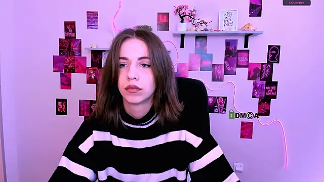 cleo cool online show from March 7, 9:39 am