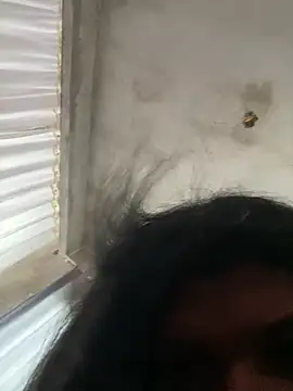 Snapshot of lulusexyy chatting on May 18, 4:24 pm lulusexyy online show from May 18, 4:24 pm
