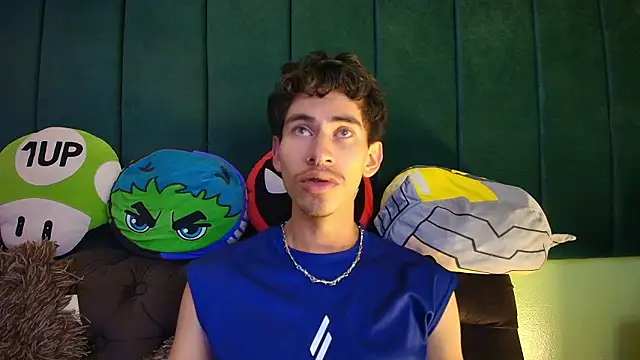 skinny jean  online show from March 7, 2:25 pm