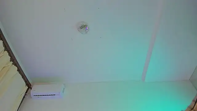 AmandaHoppe online show from April 10, 5:12 am