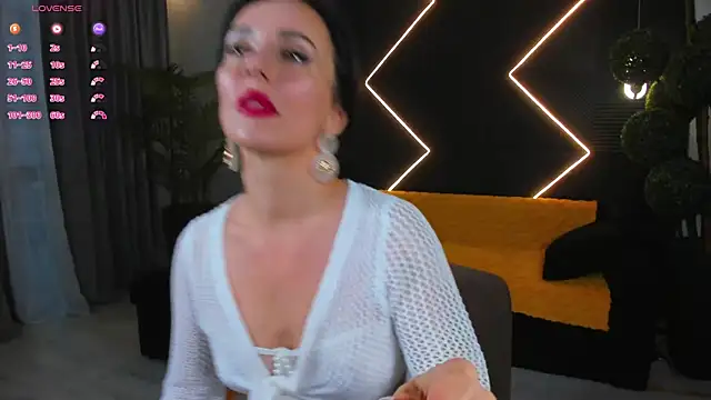 Shanita moon online show from July 21, 4:20 pm