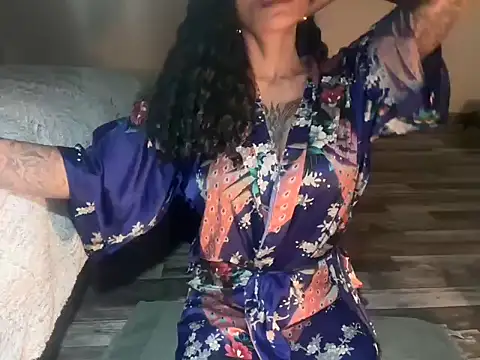 love-asian88 online show from February 14, 9:55 pm