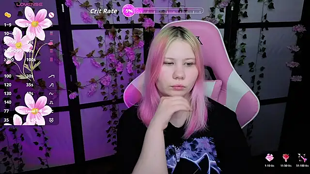 kitsune little online show from April 25, 9:23 pm