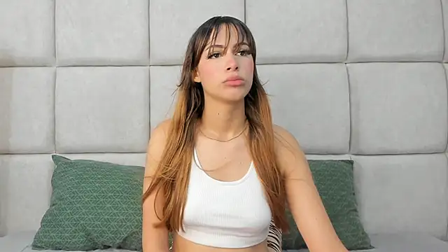 Snapshot of Aitana_zaid chatting on May 30, 12:13 pm Aitana zaid online show from May 30, 12:13 pm