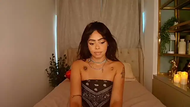 Pauline Clark online show from February 17, 8:04 pm