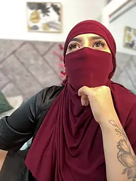 Snapshot of rashaaa_ chatting on May 6, 6:24 pm rashaaa online show from May 6, 6:24 pm