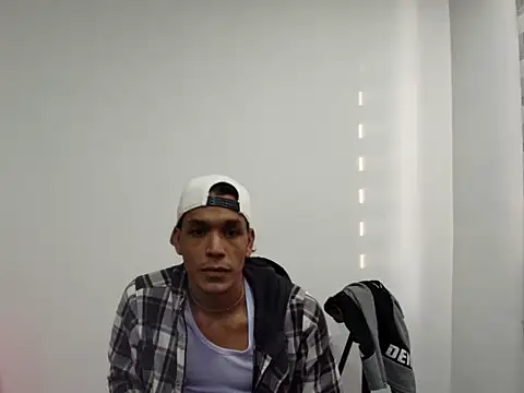 DollsKiara online show from April 18, 10:21 pm