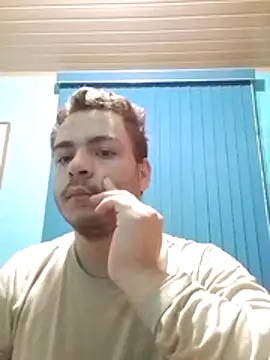 vinicius ribas online show from May 2, 9:09 pm