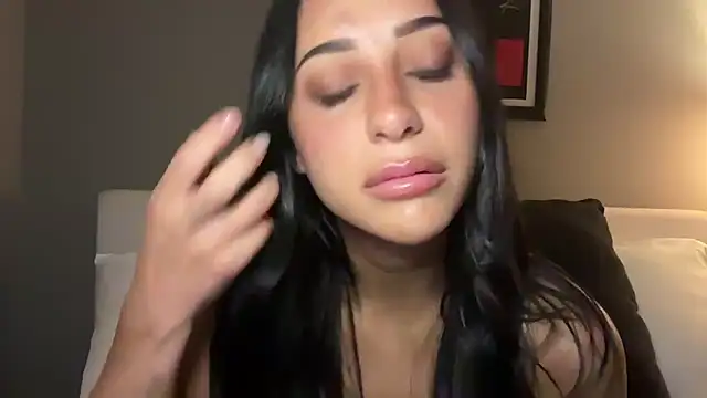 hangoutwithvanessa online show from July 31, 4:45 am