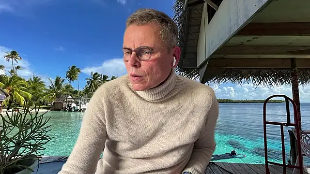 Snapshot of stephcmoi007 chatting on March 4, 1:39 pm stephcmoi007 online show from March 4, 1:39 pm