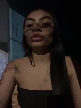 Snapshot of eimmy__skinny chatting on June 2, 9:44 am eimmy skinny online show from June 2, 9:44 am