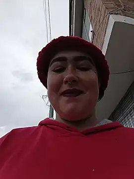 Freckless  online show from April 24, 5:48 pm