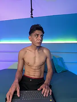 abrilandjulian online show from March 2, 12:01 pm