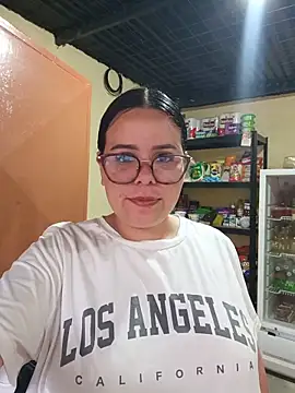 Snapshot of Blanquita_vip chatting on June 18, 11:03 am Blanquita vip online show from June 18, 11:03 am