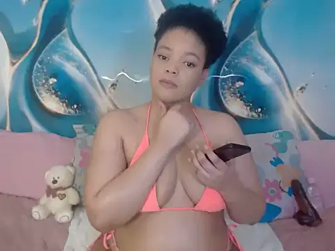 Snapshot of SexyPhireX chatting on February 13, 8:38 pm SexyPhireX online show from February 13, 8:38 pm