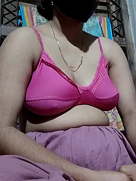 tanisha-me online show from March 15, 12:05 am