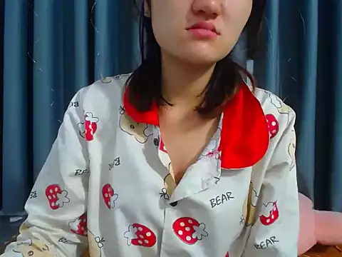 Lunababty online show from March 6, 7:43 pm