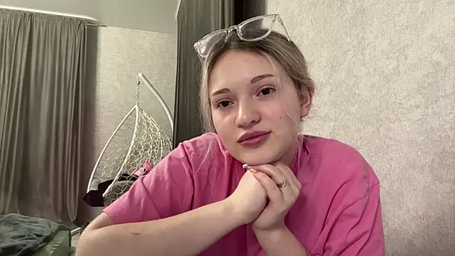 Linaceleste online show from February 23, 2:03 pm