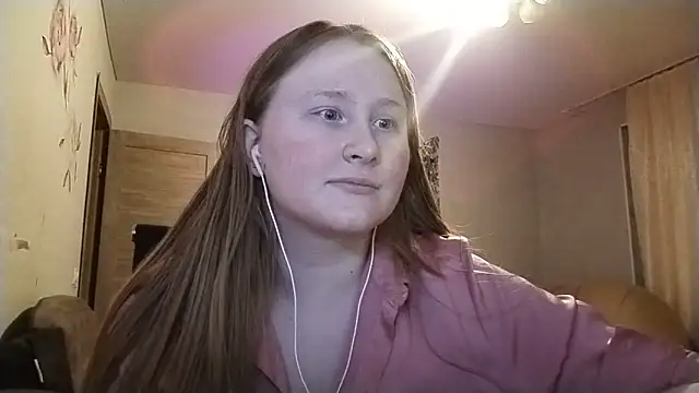 AnikaLipps online show from April 7, 2:23 am