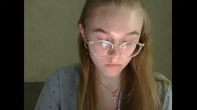 melissashineee online show from February 22, 1:42 pm