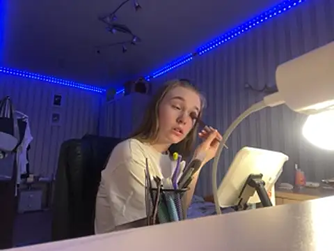 melissashineee online show from March 4, 11:38 am