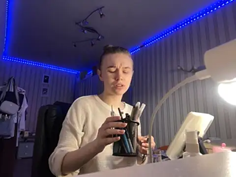 melissashineee online show from March 9, 4:38 am