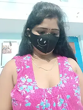 Snapshot of Beautiful_ely chatting on July 21, 5:04 pm Beautiful ely online show from July 21, 5:04 pm