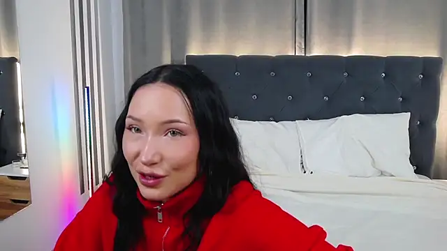 Snapshot of VikkyVonn chatting on July 1, 11:01 am VikkyVonn online show from July 1, 11:01 am