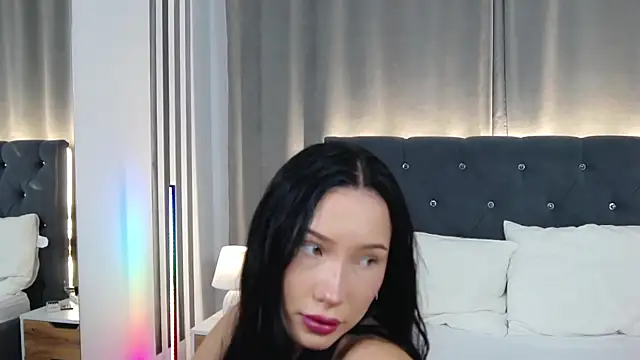 Snapshot of VikkyVonn chatting on July 10, 11:02 am VikkyVonn online show from July 10, 11:02 am
