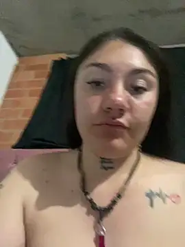 ZoE-sweettt online show from April 21, 11:40 pm