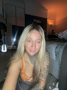 Summerwestt online show from March 19, 10:36 pm