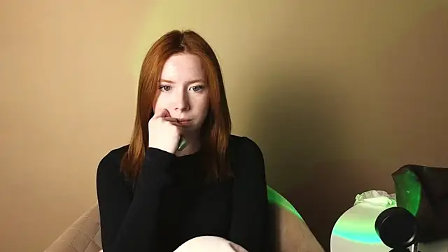 StellaBev online show from April 18, 8:09 pm