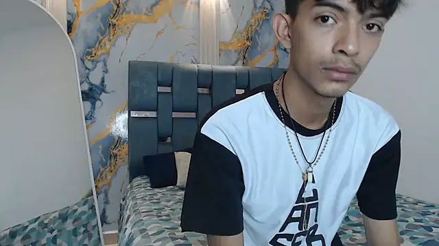 KITTY BOSH online show from April 8, 1:11 pm