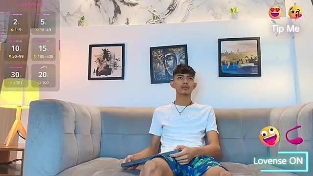 KITTY BOSH online show from April 19, 1:10 pm