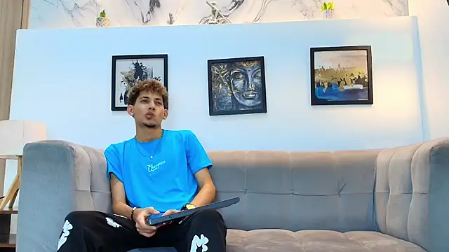 YOUNG BOYS HELL online show from April 25, 1:19 am