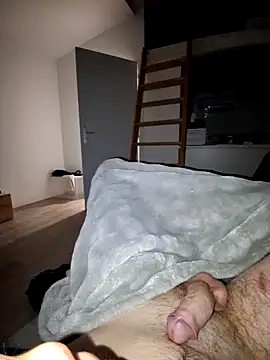 Diego33490 online show from April 18, 11:27 pm