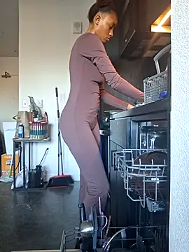 Cinnamonbunn online show from February 27, 11:16 pm